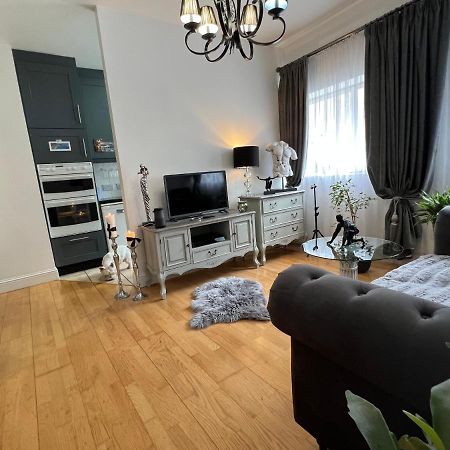 Lovely Apartment In 코크 외부 사진