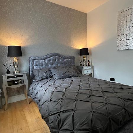 Lovely Apartment In 코크 외부 사진