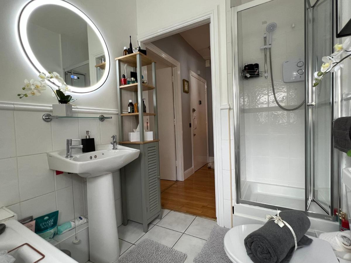 Lovely Apartment In 코크 외부 사진