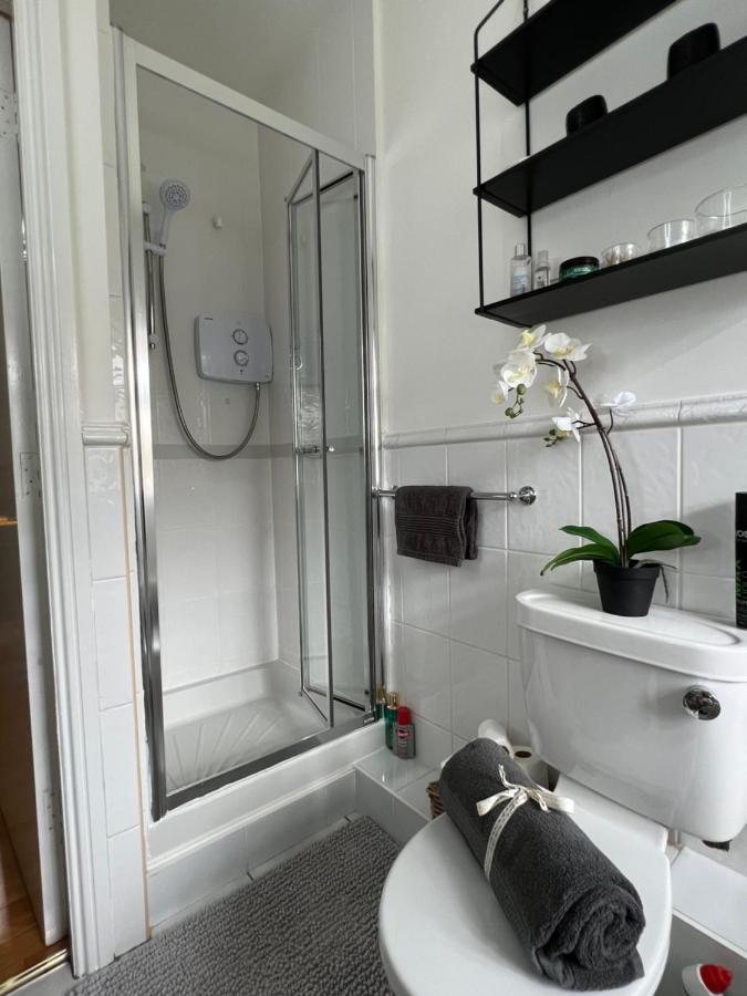 Lovely Apartment In 코크 외부 사진