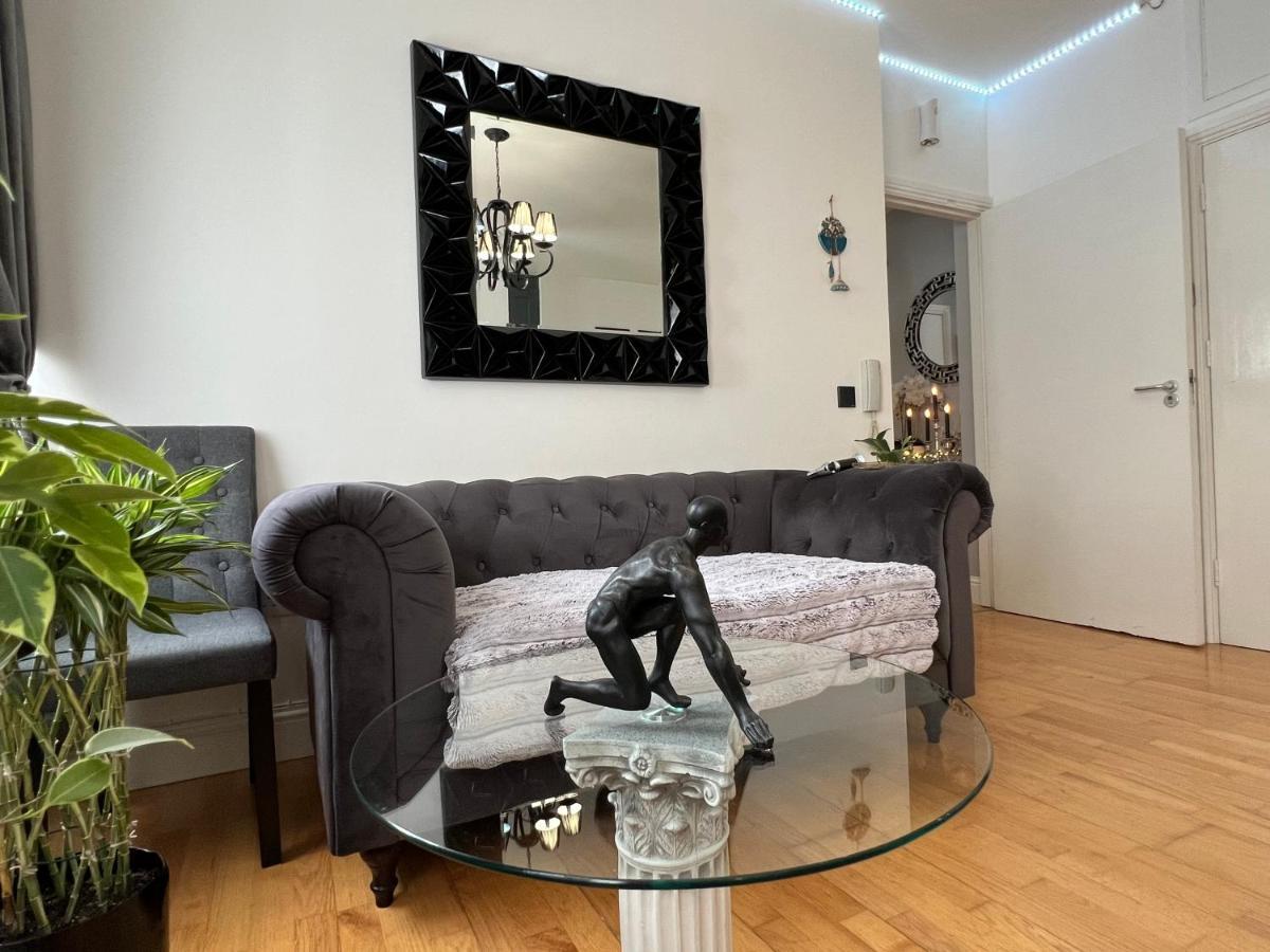 Lovely Apartment In 코크 외부 사진