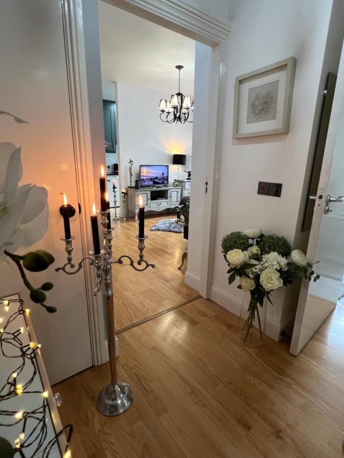 Lovely Apartment In 코크 외부 사진